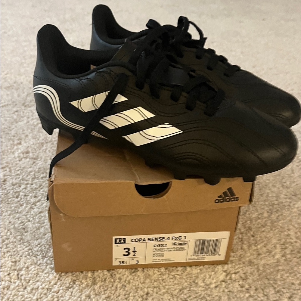 Kids adidas soccer cleats, size kids 3.5